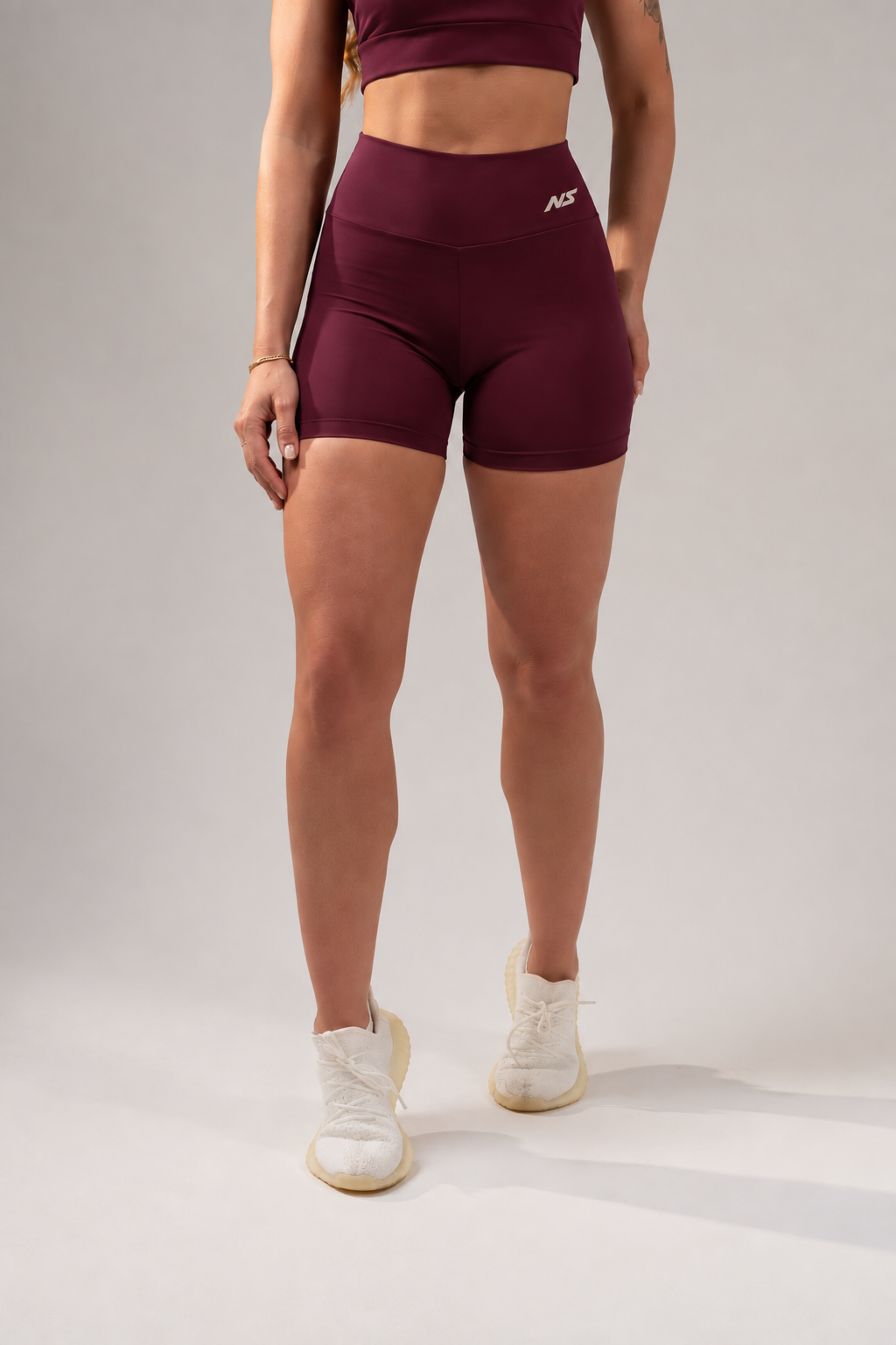 Shorts Compressão Feminino Fitness Vinho