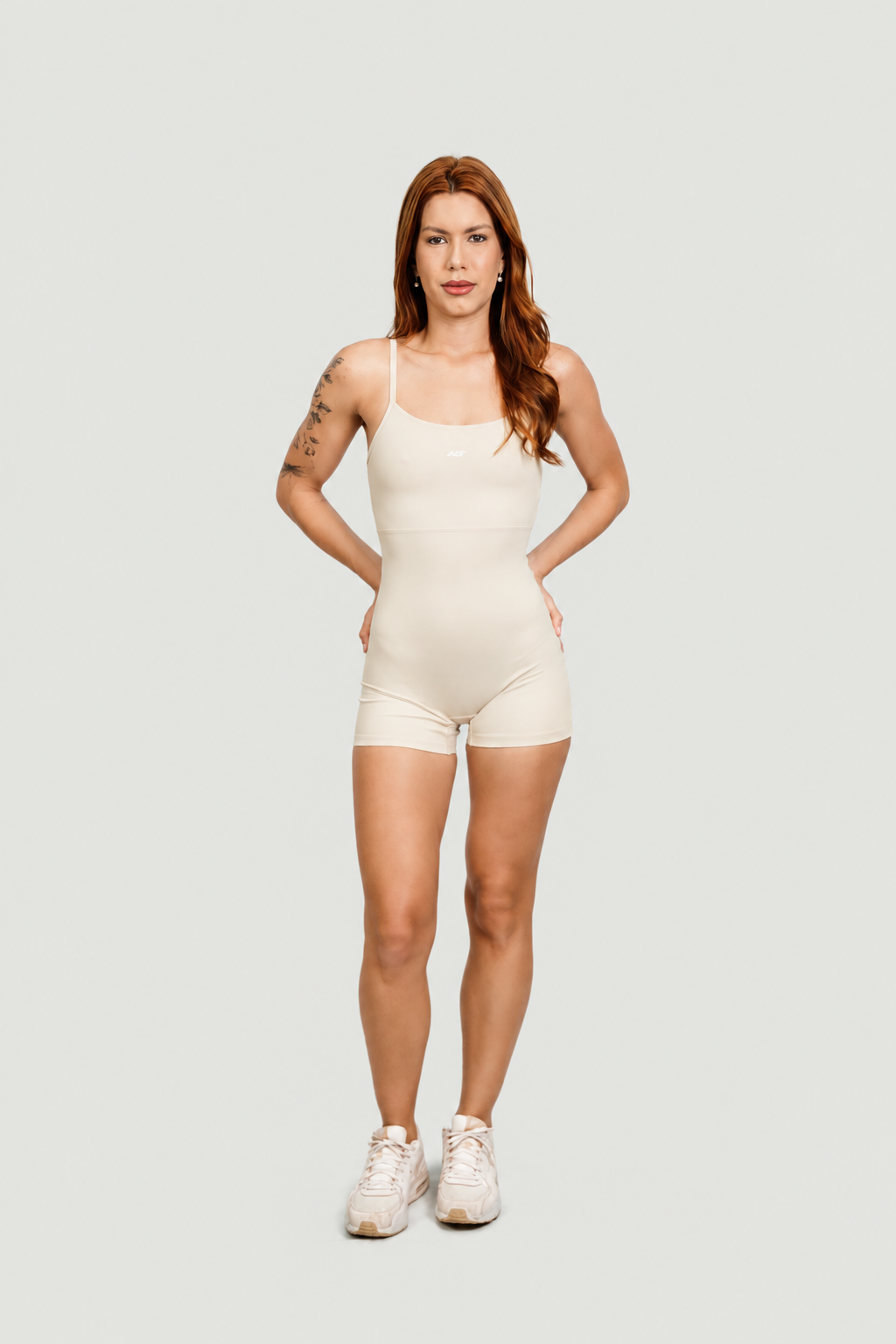 Macaquinho Curto Short Fitness Feminino Bege